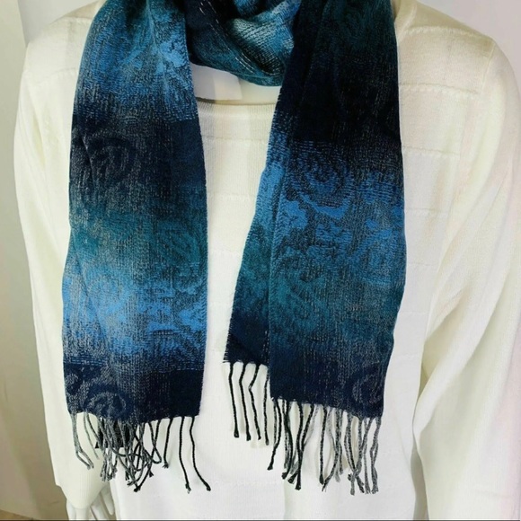 Steve Madden scarf Blue.   0145 - Picture 2 of 4